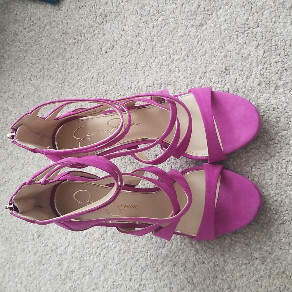 Jessica Simpson size 9 heels